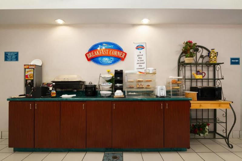 Baymont By Wyndham קרוסוויל מראה חיצוני תמונה